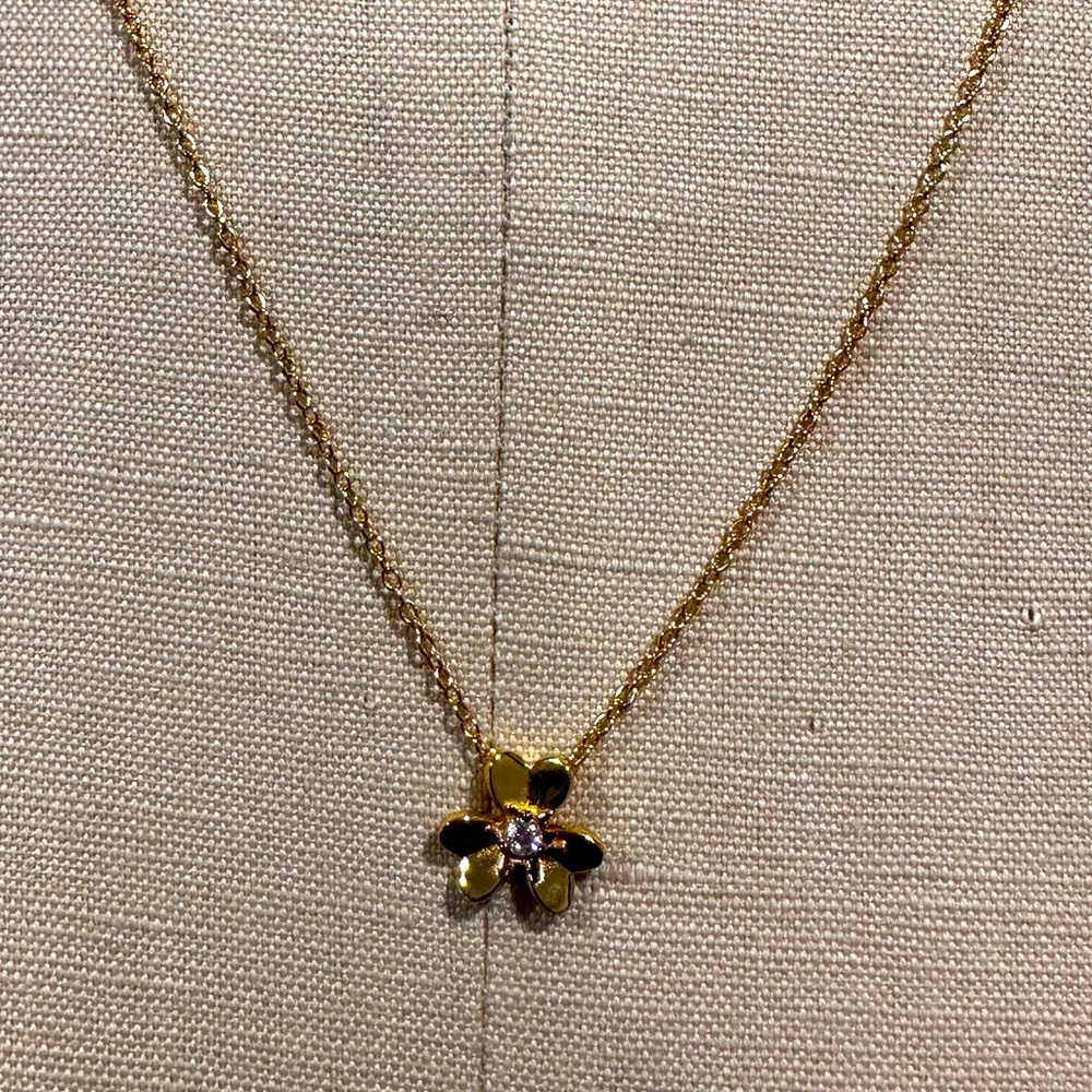 VCA inspired 18K Yellow gold  Frivole Pendant.